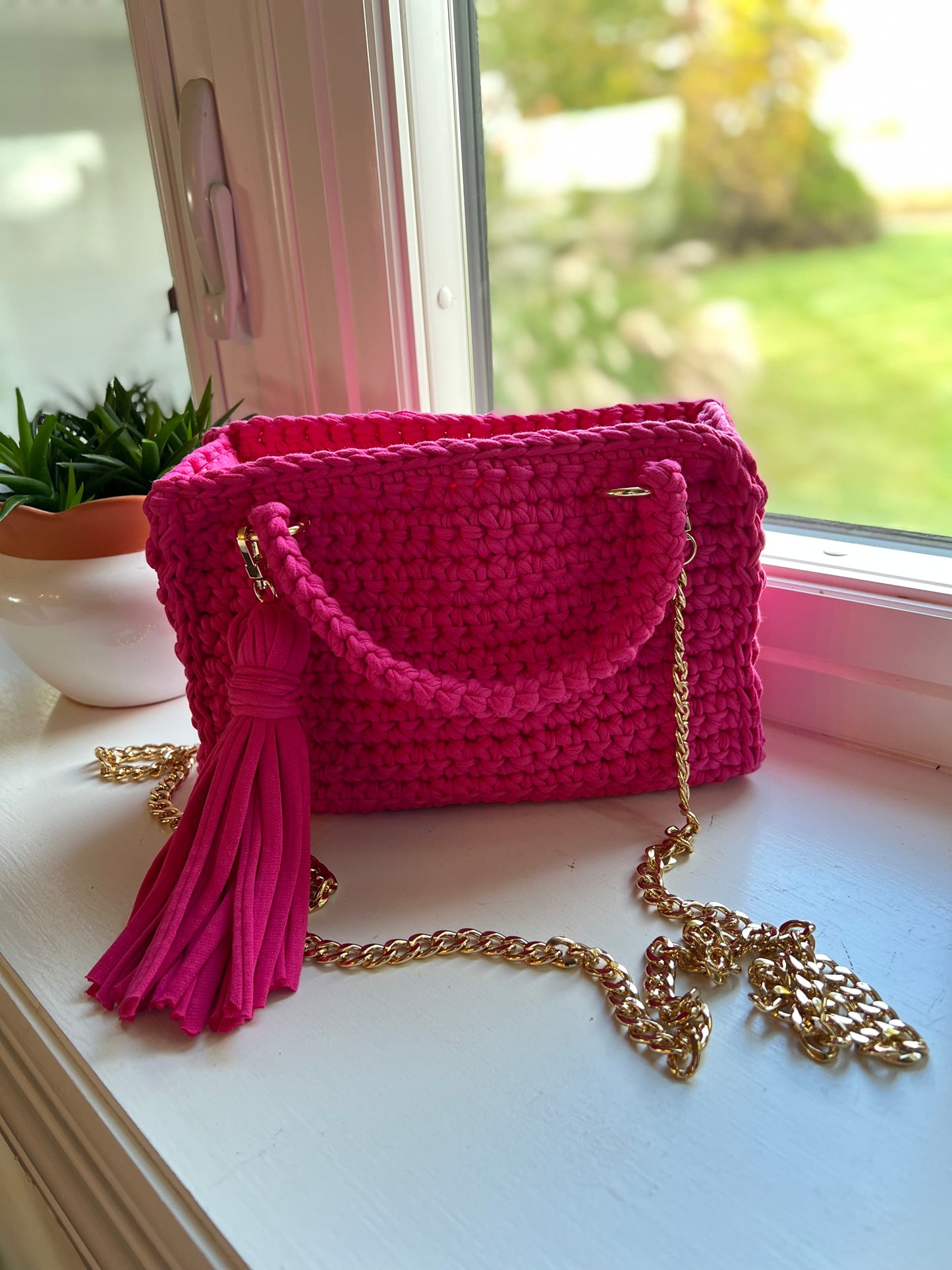 Milan Tote Bag | Handmade Crochet T-shirt Yarn Bag