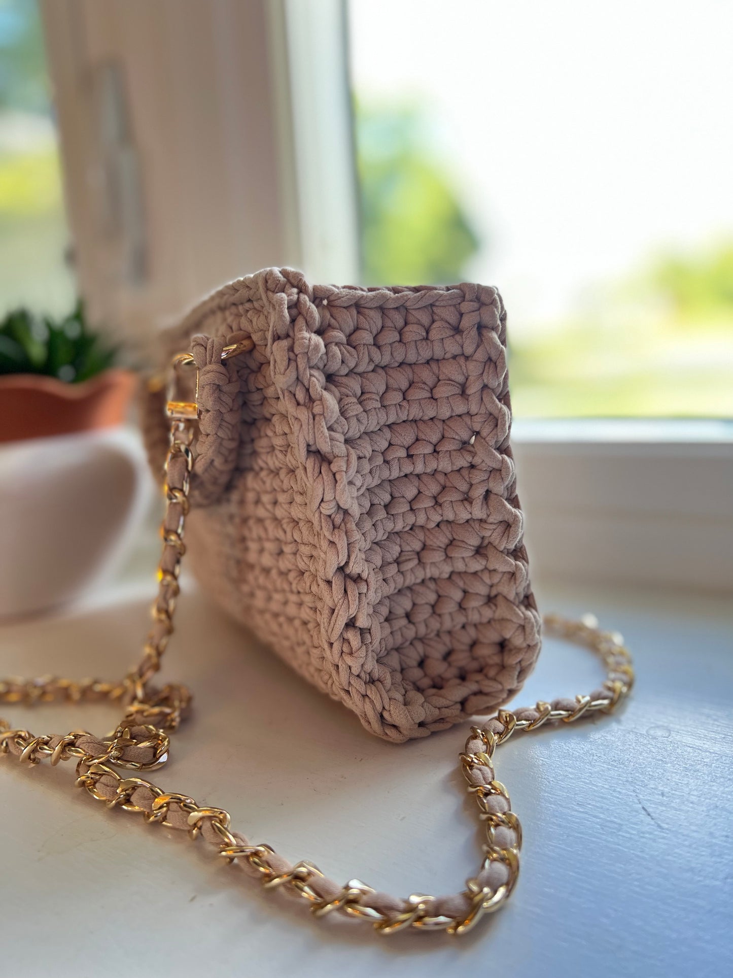 Milan Tote Bag | Handmade Crochet T-shirt Yarn Bag