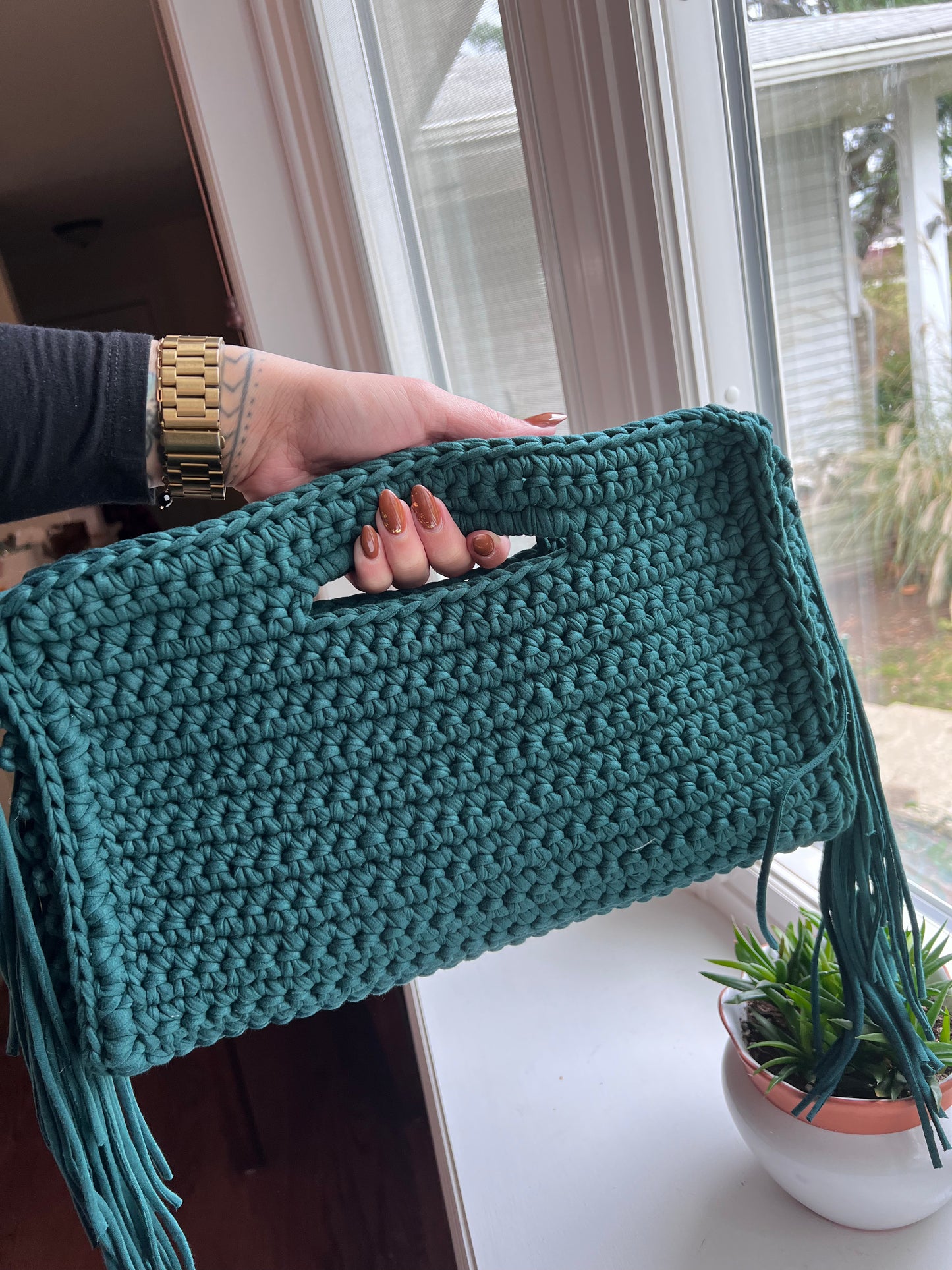 Shanghai Fringe Clutch | Handmade Crochet Bag