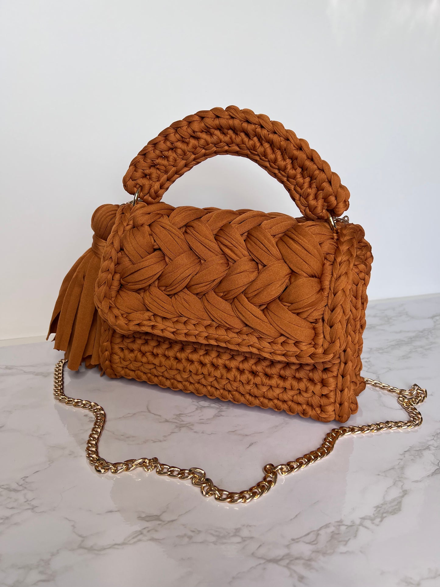 Lulu Crossbody | Handmade Crochet T-shirt Yarn Bag